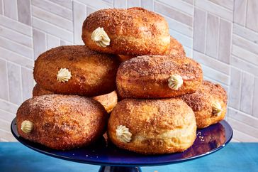 Cinnamon-Cardamom Sufganiyot