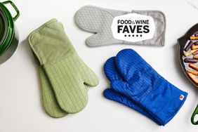 Oven mitts